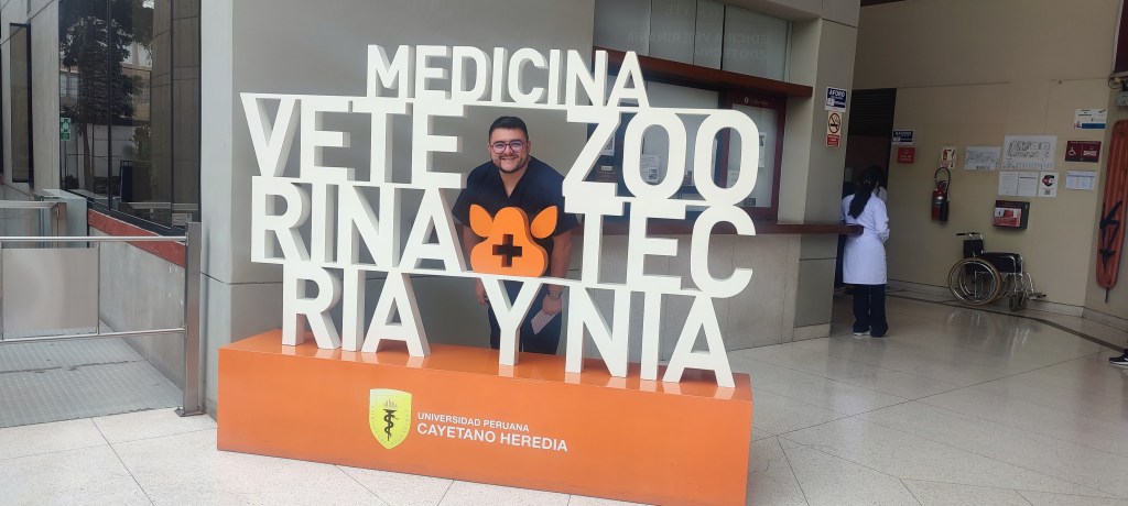 De la infancia a MVZ: Un viaje guiado por la pasión por los&nbsp;animales.